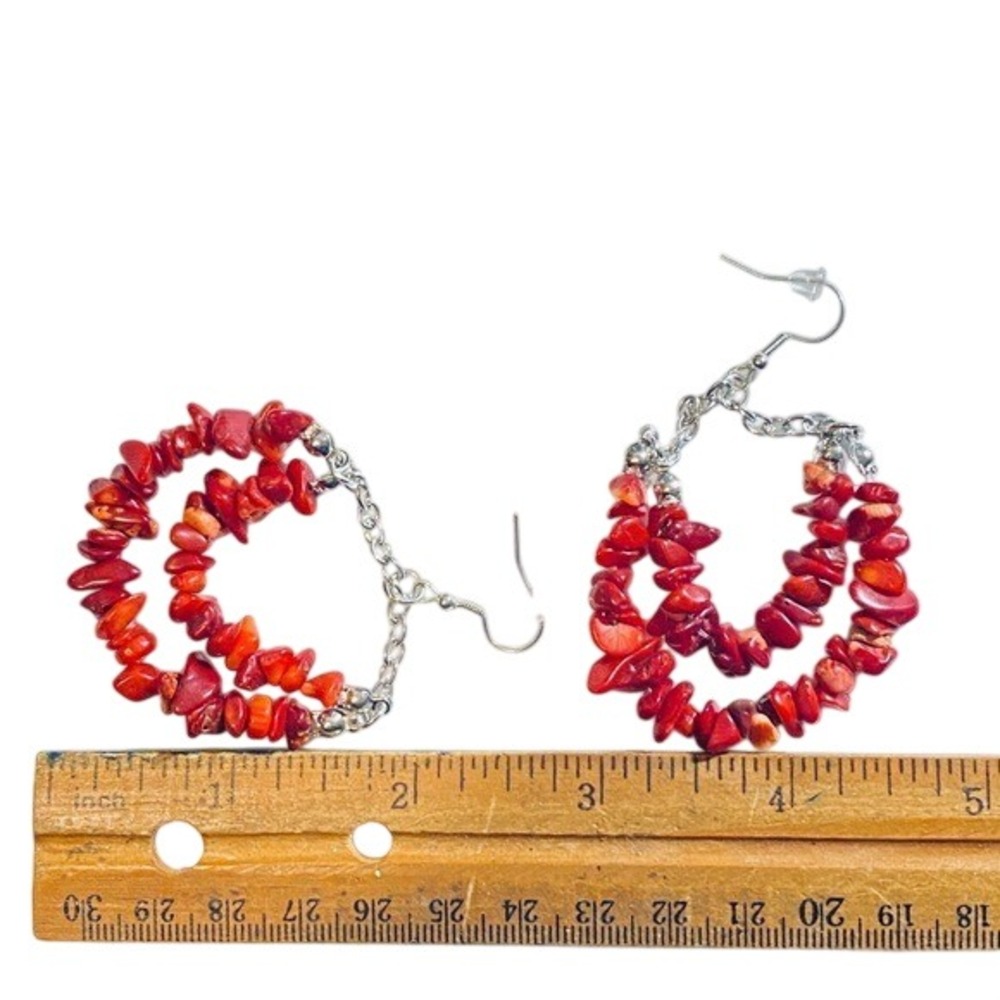 Red Coral Chip Double Hoop Earrings Silver Tone Boho Statement Dangle Fishhook - Picture 3 of 3